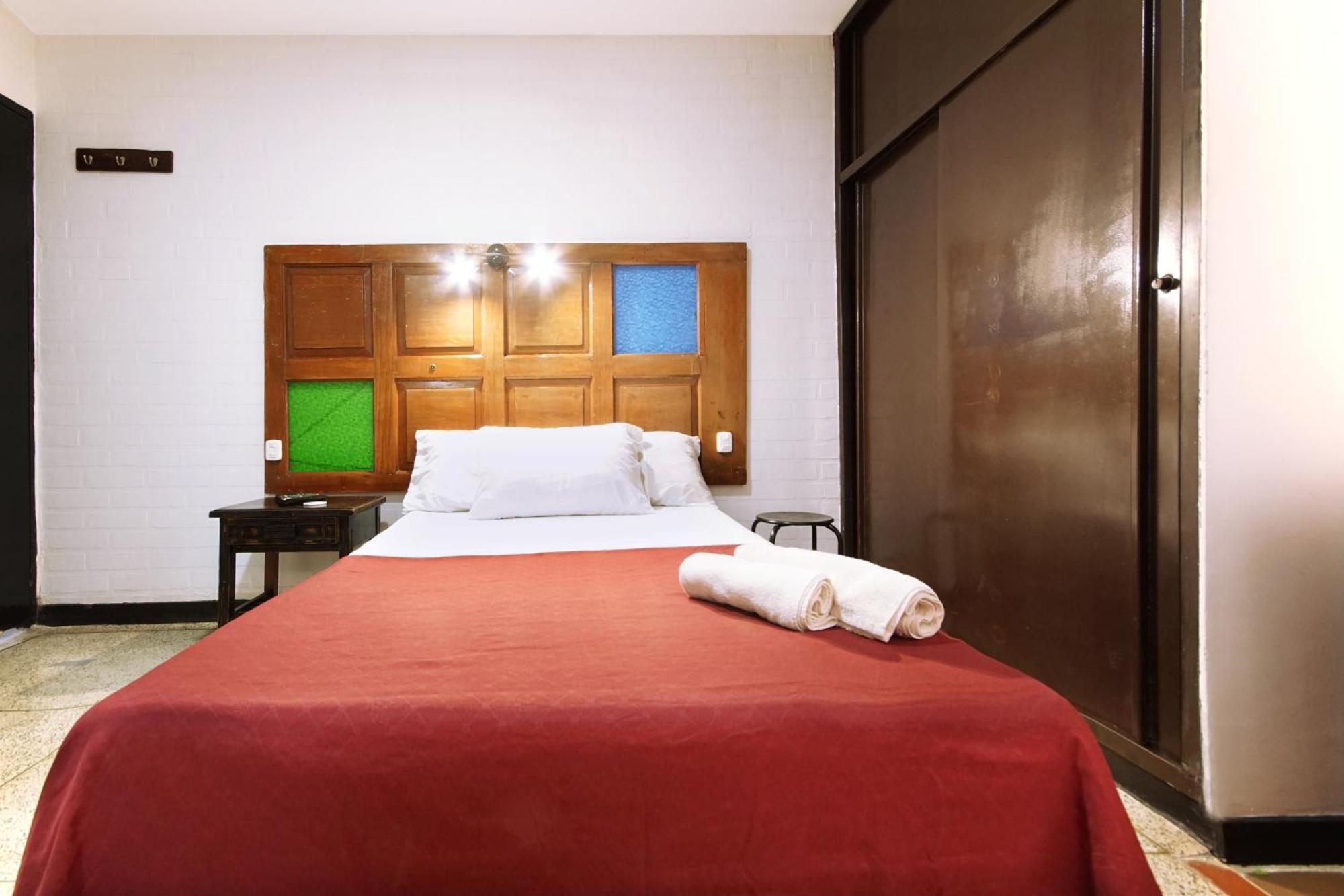 Ding-Dong Hostel カリ エクステリア 写真